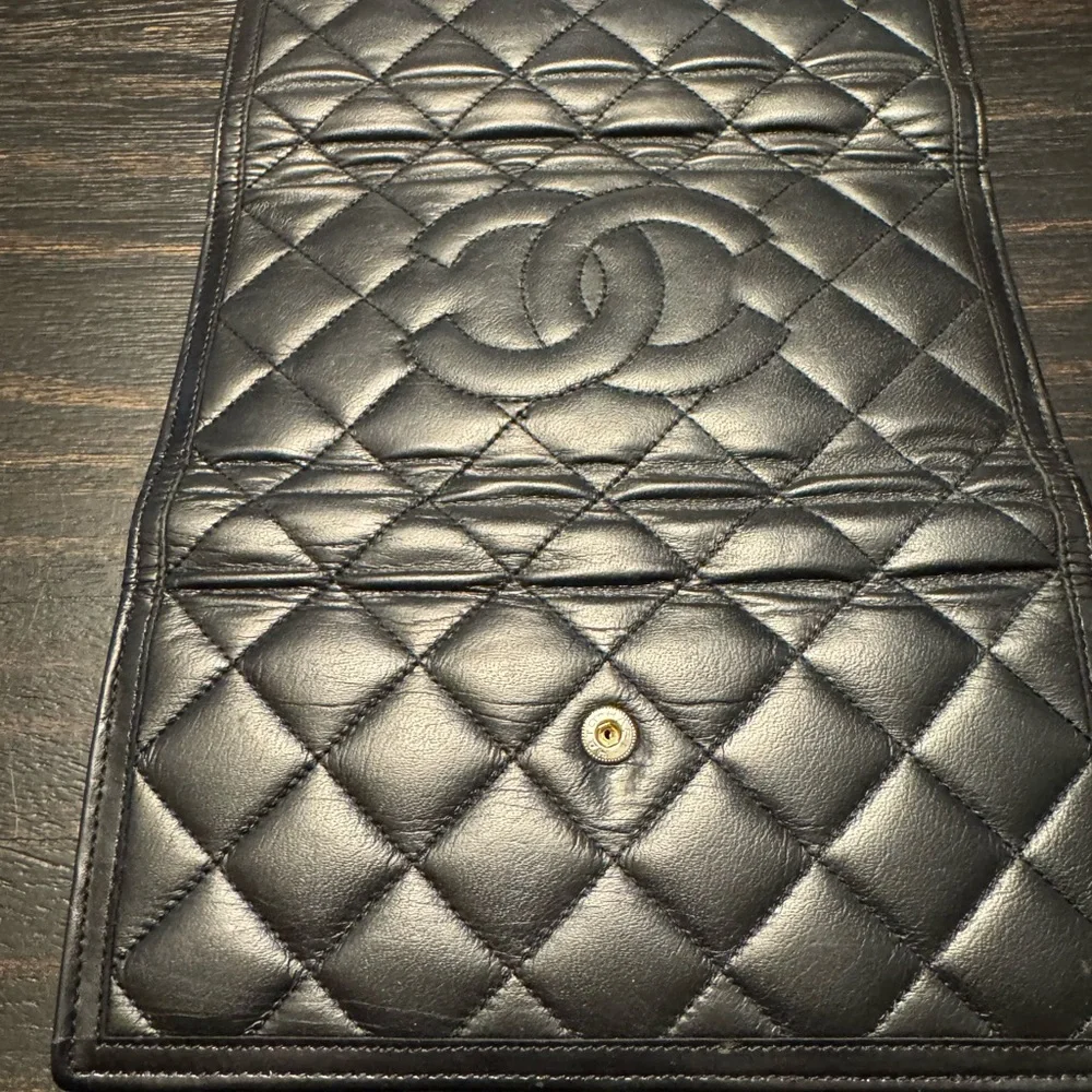 Chanel Classic Black Quilted Crossbody Bag* - Picture 11 of 16